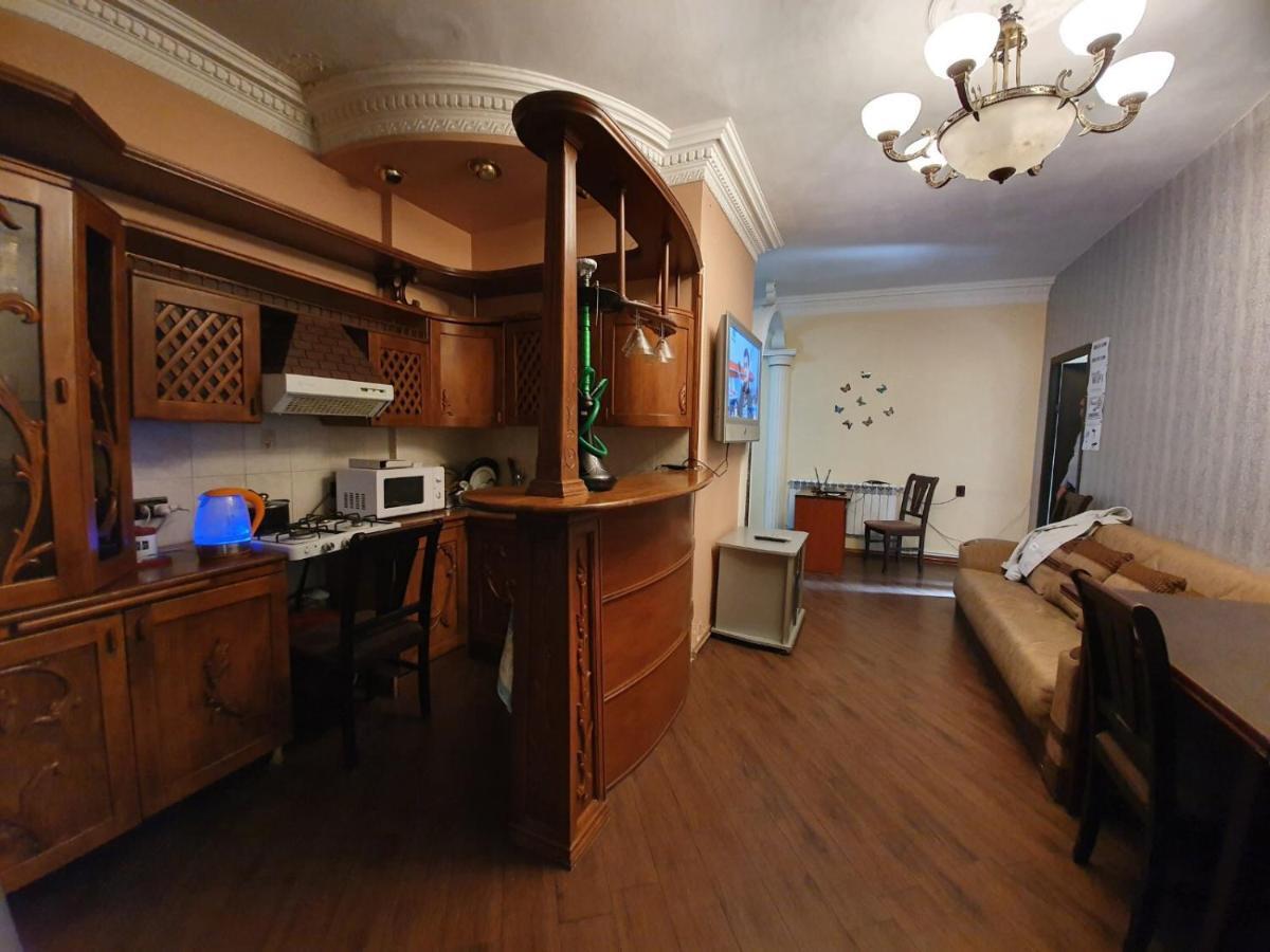 Crystal Villa Hotel Ереван Екстериор снимка