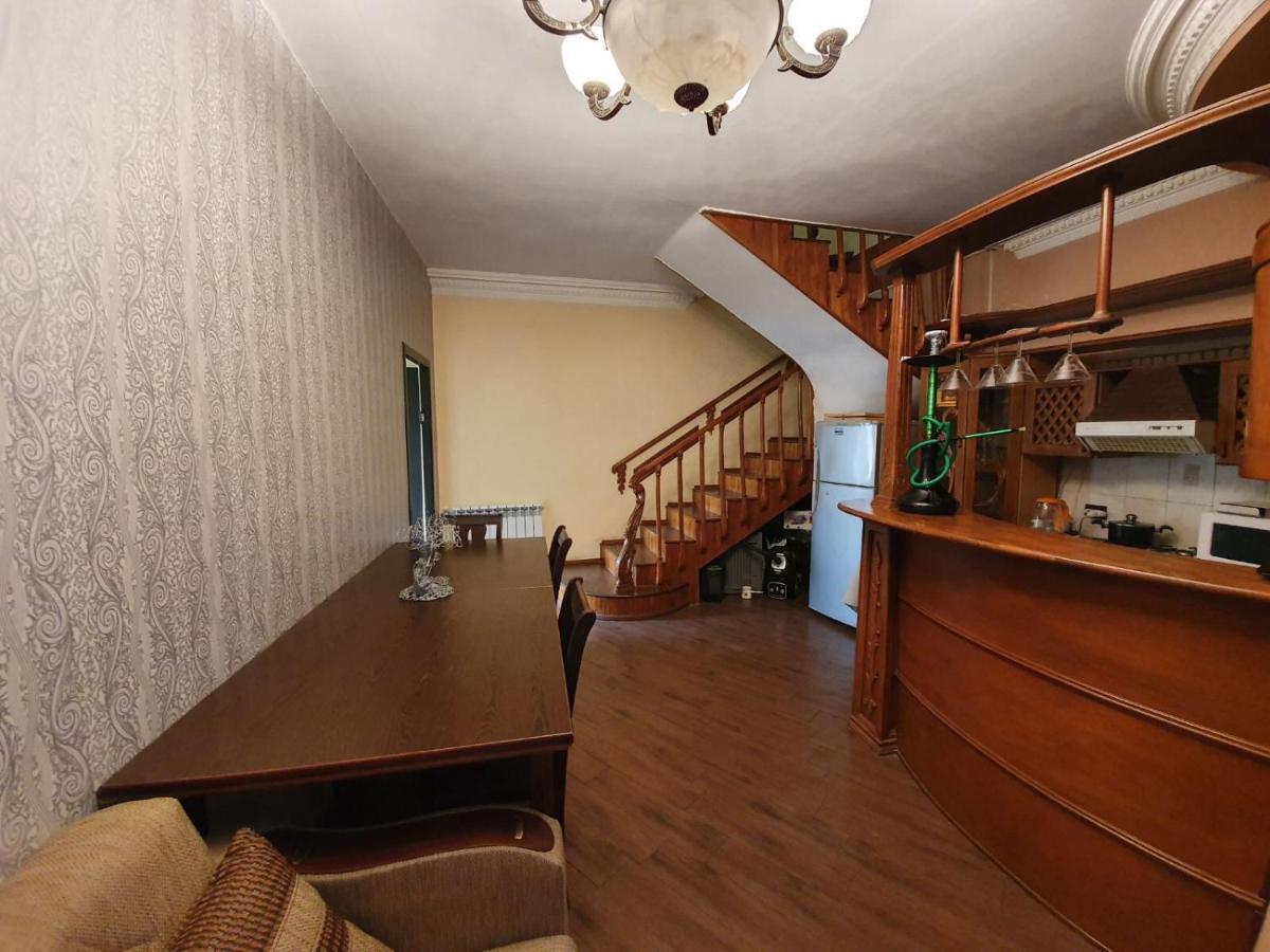 Crystal Villa Hotel Ереван Екстериор снимка